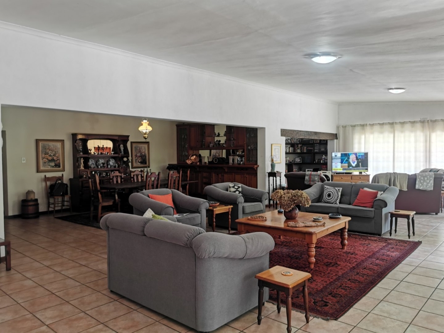 5 Bedroom Property for Sale in Piketberg Western Cape